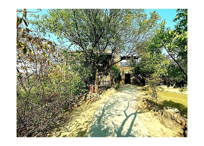 Sisarma Villa 5Bhk Udaipur